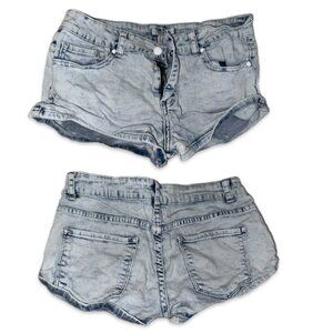 Forever 21 Light Blue Low-Waist Mini Jean Shorts - Trendy & Cute